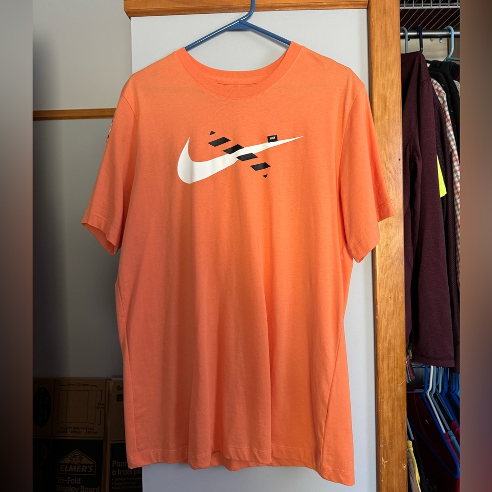 Nike T-Shirt
